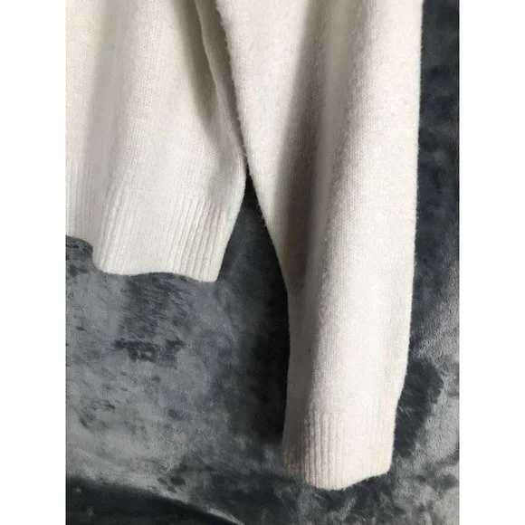 Forever 21 Sweater Women’s Ivory Top Adult Size Medium - Picture 6 of 9